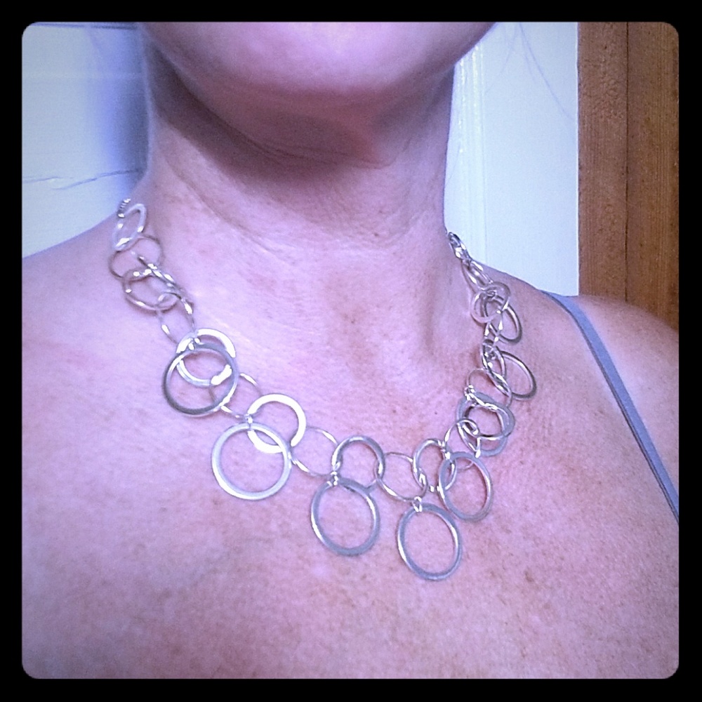 Silver circle necklace